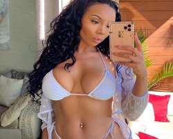 The star has piercing in her belly button.